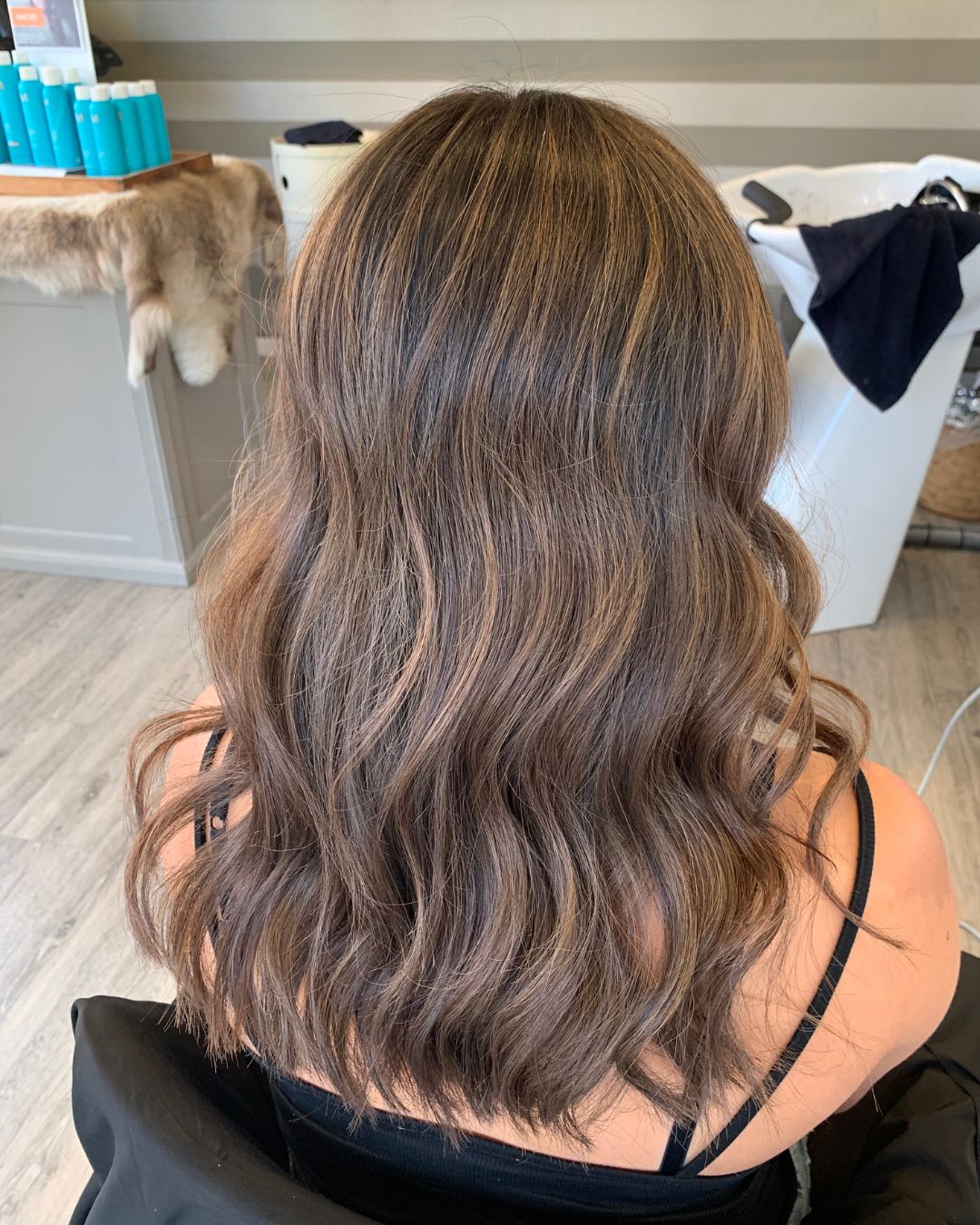 Balayage i mørkt hår