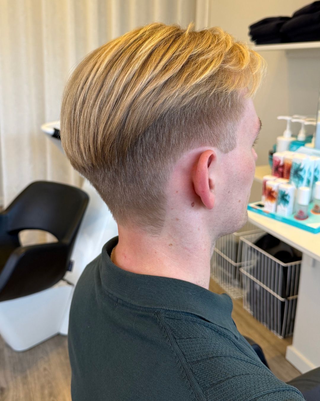 Herreklip mellemlangt hår